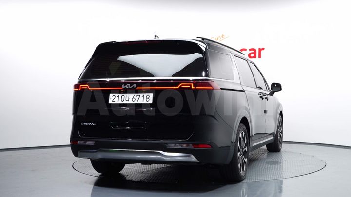 Kia Carnival 2023 — 4