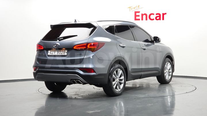 Hyundai SantaFe 2018 — 2