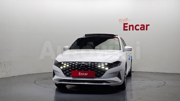 Hyundai Grandeur 2022 — 3