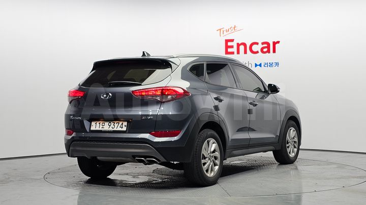 Hyundai Tucson 2016 — 2