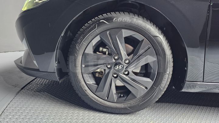 Hyundai Avante 2021 — 5