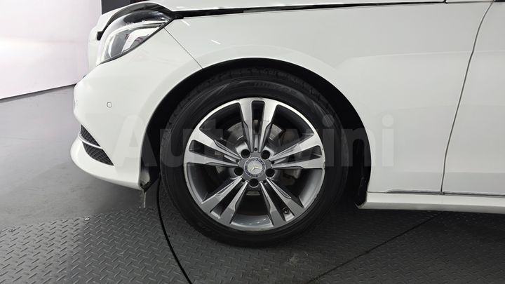 Mercedes-Benz E Class 2016 — 5