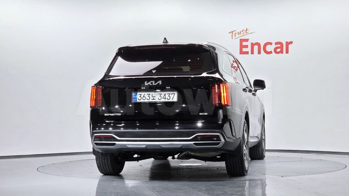 Kia Sorento 2023 — 3