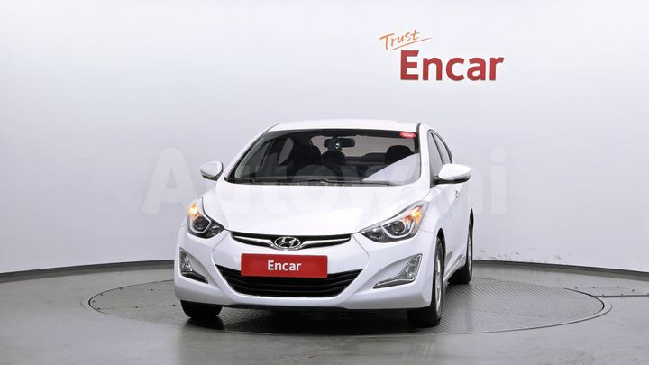 Hyundai Avante 2015 — 3