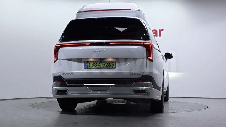 Kia Carnival 2026 — 5