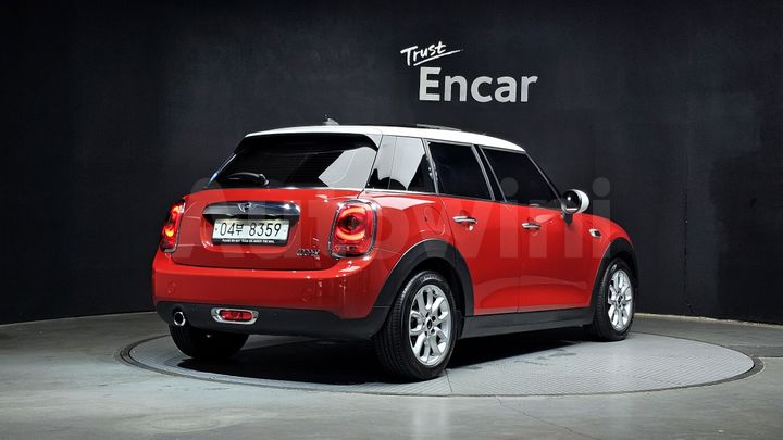 Mini Cooper 2017 — 2