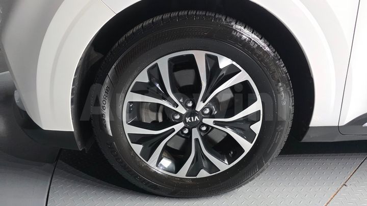 Kia Carnival 2021 — 5