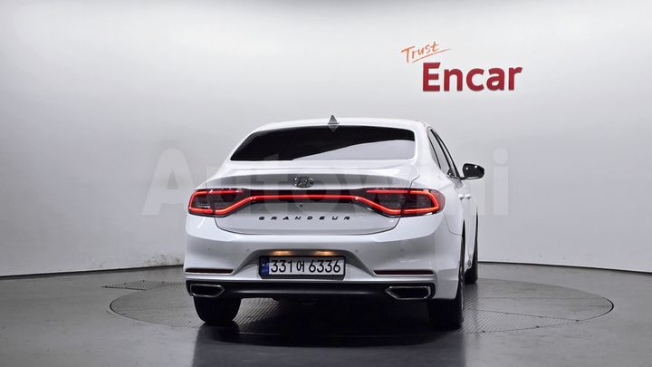 Hyundai Grandeur 2017 — 4