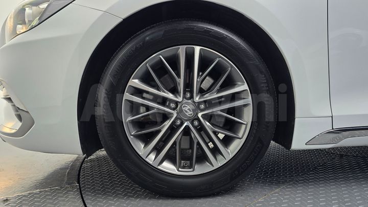 Hyundai Grandeur 2017 — 5