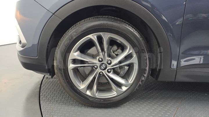 Hyundai SantaFe 2016 — 5