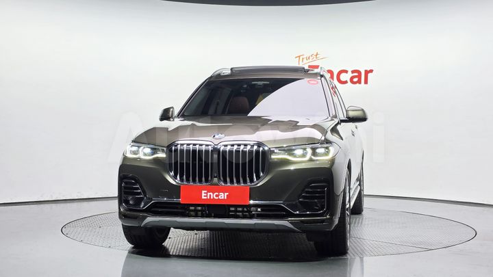 BMW X7 2022 — 3