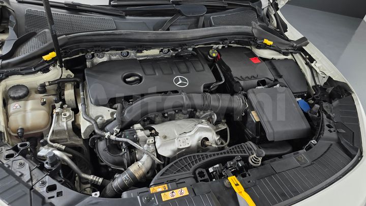 Mercedes Benz GLA Class