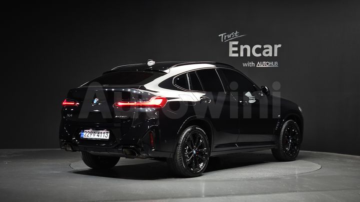 BMW X4 2025 — 2