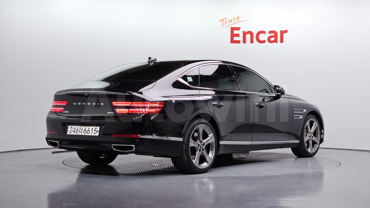 Genesis G80 2021 — 2
