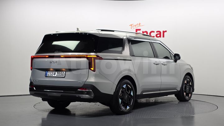Kia Carnival 2024 — 2