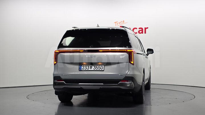 Kia Carnival 2024 — 4