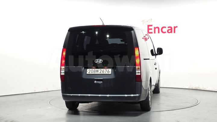 Hyundai Staria 2025 — 4