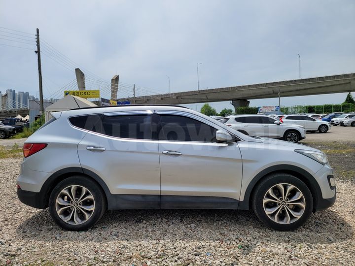 Hyundai SantaFe 2013 — 4