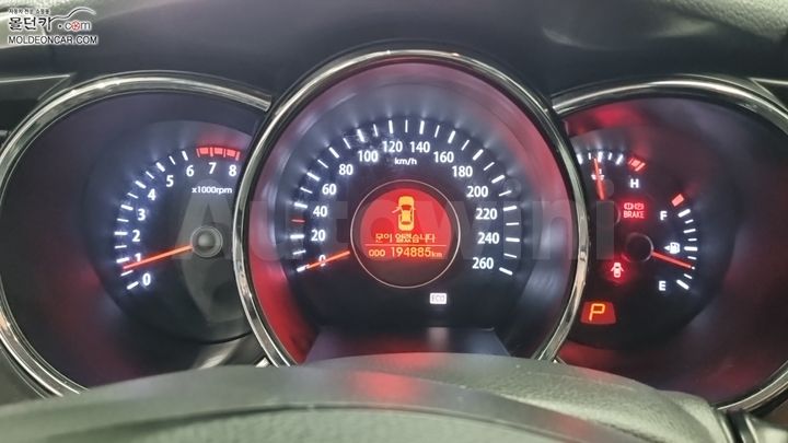 Kia K5 2011 — 5