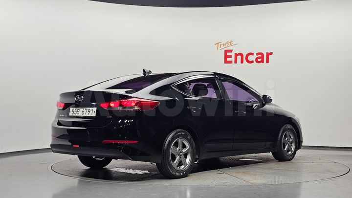 Hyundai Avante 2016 — 2