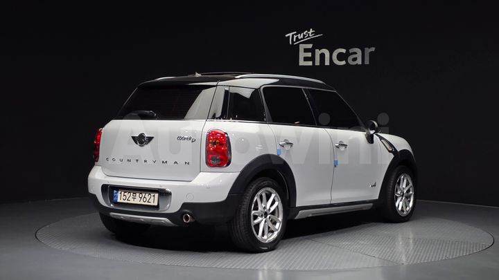 Mini Countryman 2016 — 2