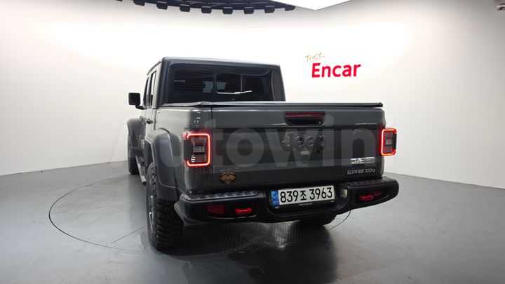 Jeep Gladiator 2022 — 4