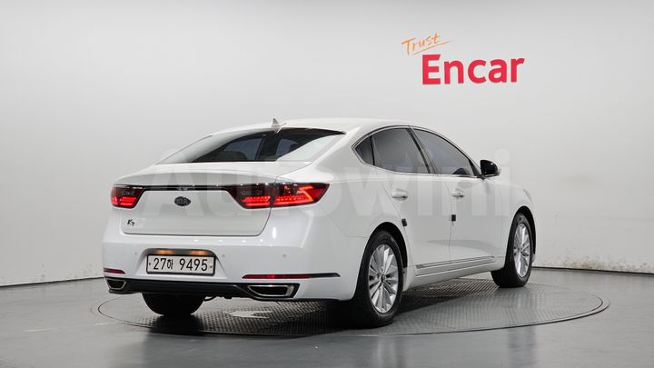 Kia K7 2019 — 2