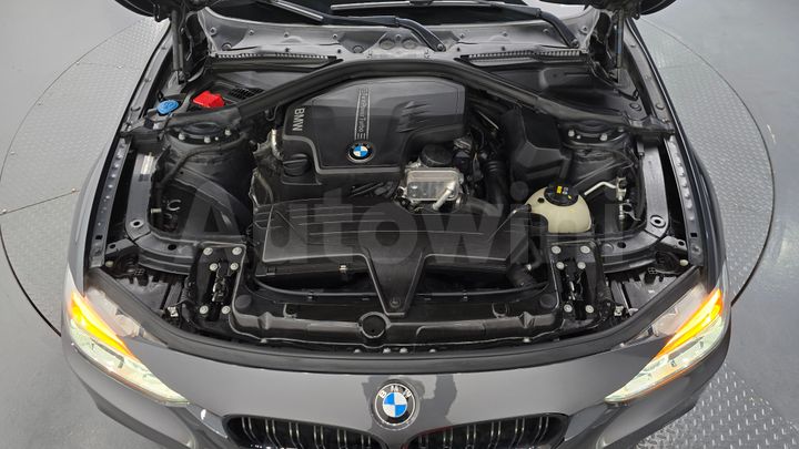 BMW 3 Series 2017 — 5