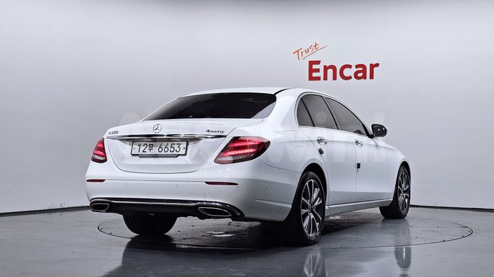 Mercedes-Benz E Class 2019 — 2