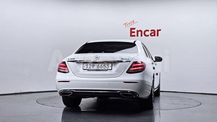 Mercedes-Benz E Class 2019 — 4