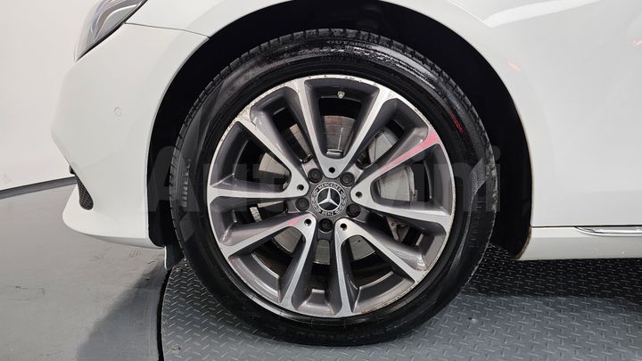 Mercedes-Benz E Class 2019 — 5