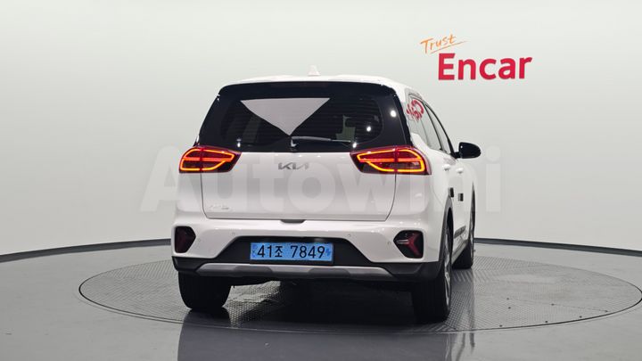 Kia Niro 2023 — 3
