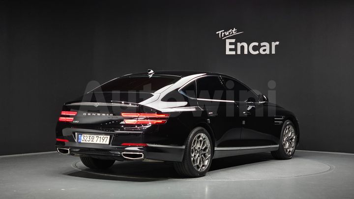 Genesis G80 2022 — 2