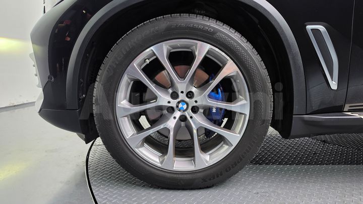 BMW X5 2021 — 5