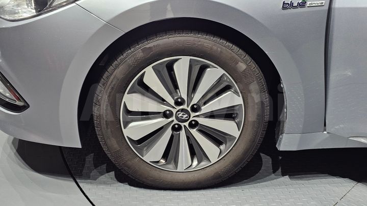 Hyundai Grandeur 2016 — 5