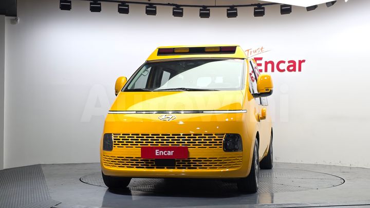 Hyundai Staria 2022 — 3