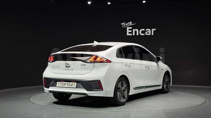 Hyundai Ioniq 2020 — 2