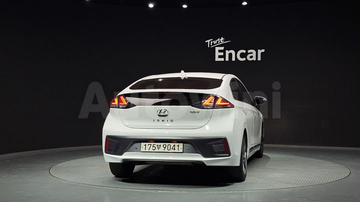 Hyundai Ioniq 2020 — 4