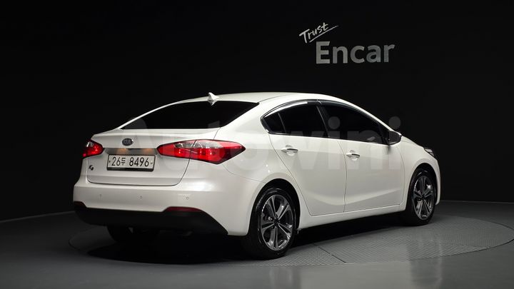 Kia K3 2015 — 2