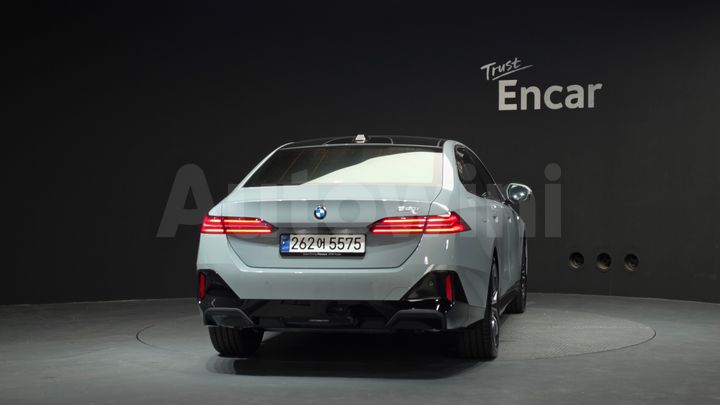 BMW 5 Series 2024 — 4