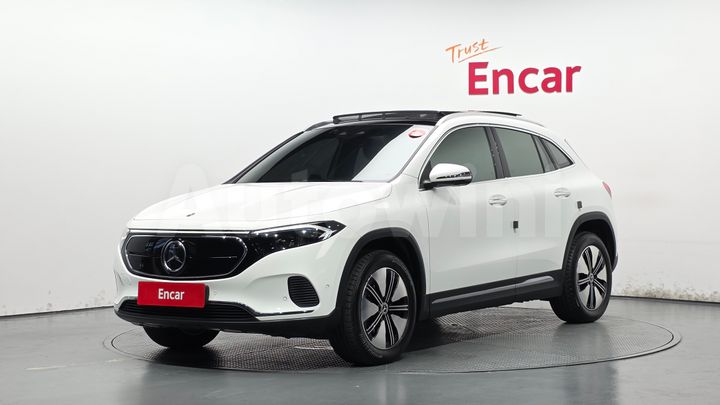 Mercedes Benz EQA