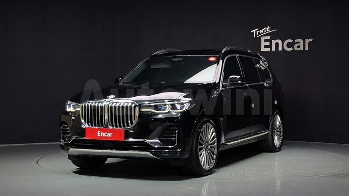 BMW X7 2021 — 2