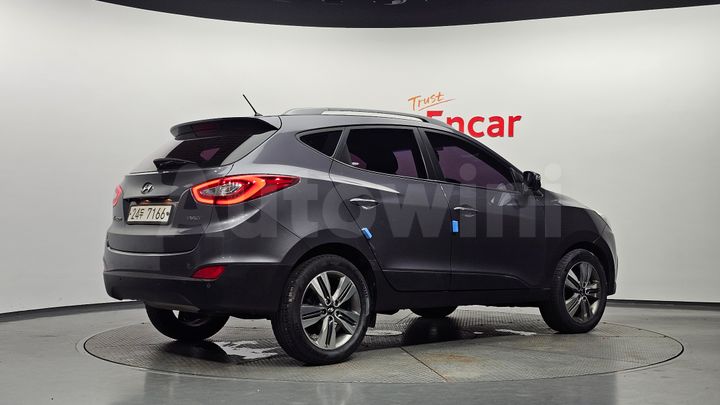 Hyundai Tucson 2015 — 2