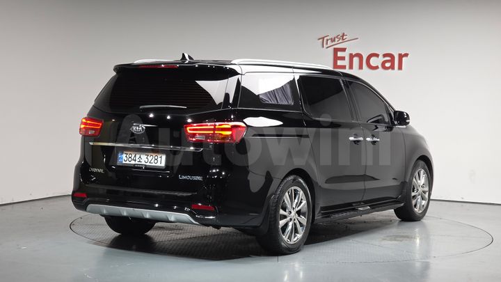 Kia Carnival 2020 — 2