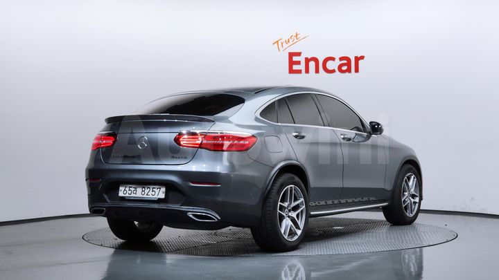 Mercedes Benz GLC Class 2018 — 2