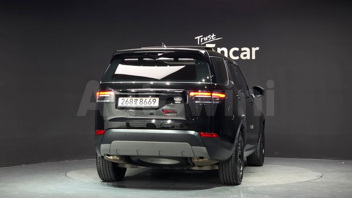 Land Rover Discovery 2019 — 4