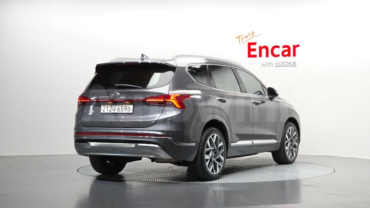 Hyundai SantaFe 2022 — 2