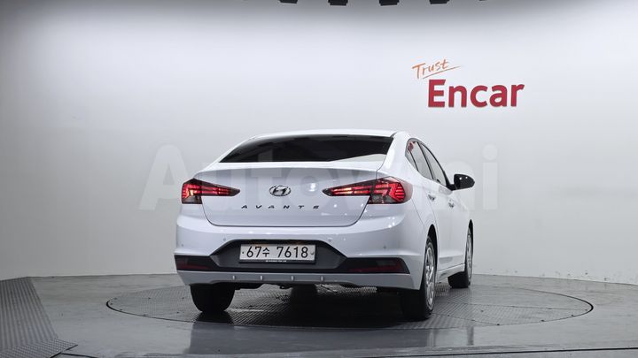 Hyundai Avante 2019 — 4