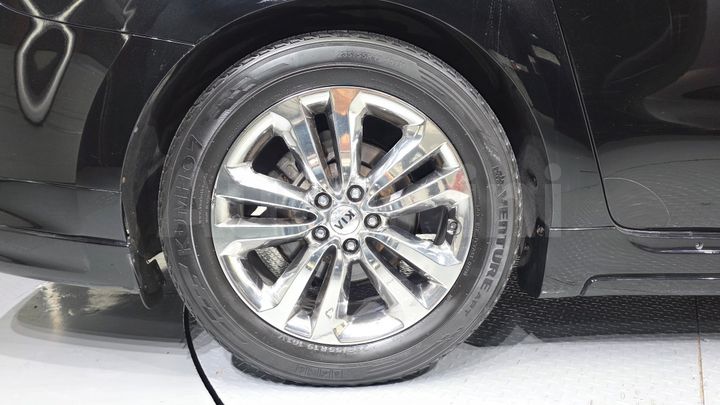 Kia Carnival 2018 — 5
