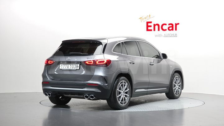 Mercedes-Benz GLA Class 2021 — 2